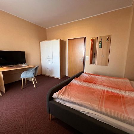 Hotelpension Am Thermalbad Bad Nenndorf Esterno foto