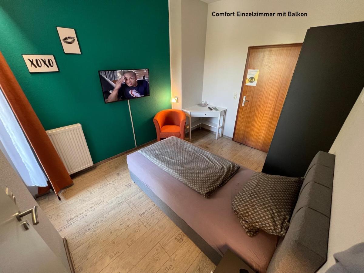 Hotelpension Am Thermalbad Bad Nenndorf Esterno foto