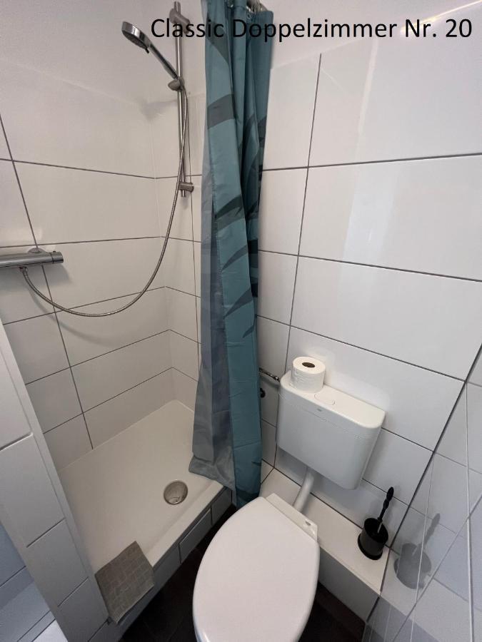 Hotelpension Am Thermalbad Bad Nenndorf Esterno foto