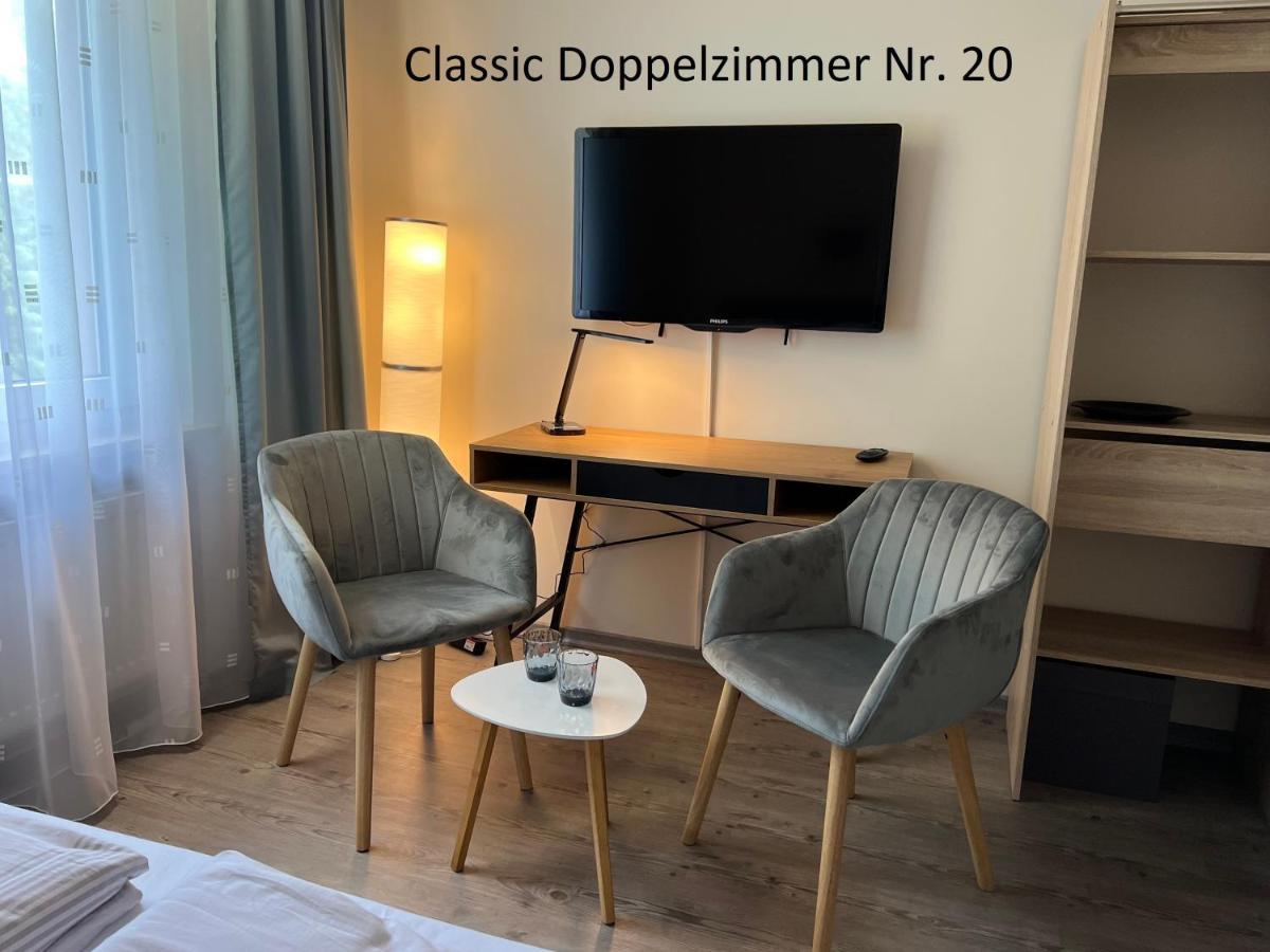 Hotelpension Am Thermalbad Bad Nenndorf Esterno foto