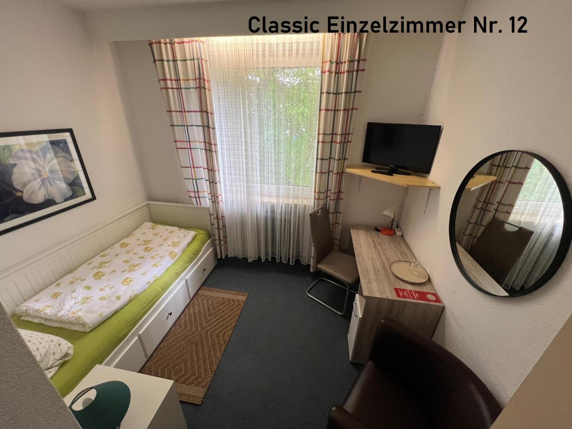 Hotelpension Am Thermalbad Bad Nenndorf Camera foto